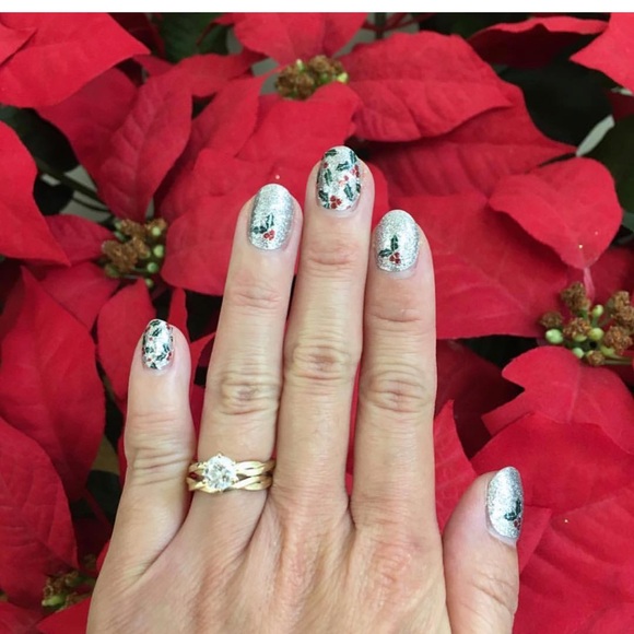 Color Street Hollyback Girl Nail Polish Strips - Picture 2 of 5